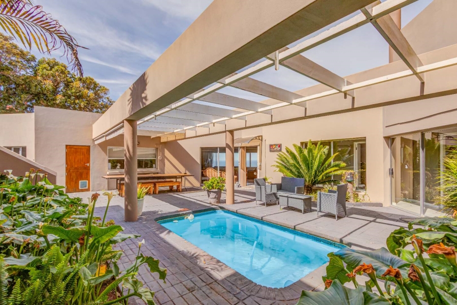 6 Bedroom Property for Sale in Brenton On Sea Western Cape